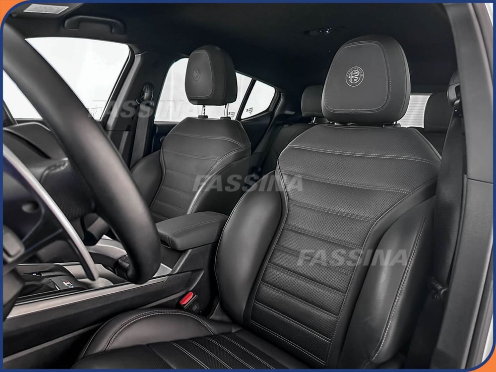 Alfa Romeo Tonale usata a Milano (8)