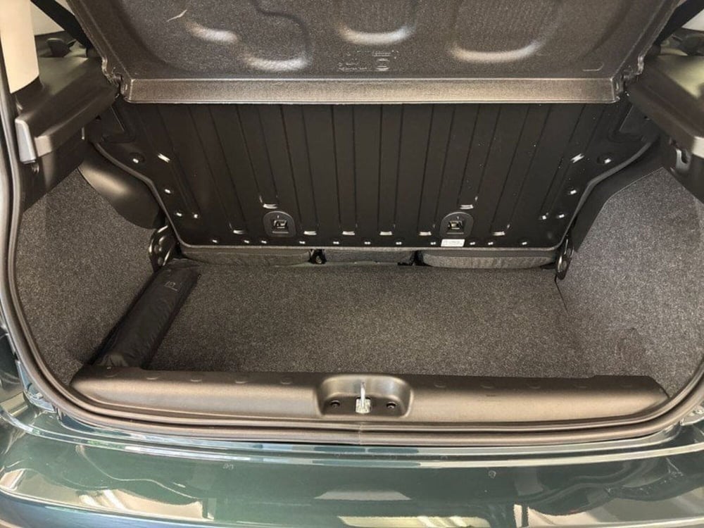 Fiat Panda Cross nuova a Lecco (6)
