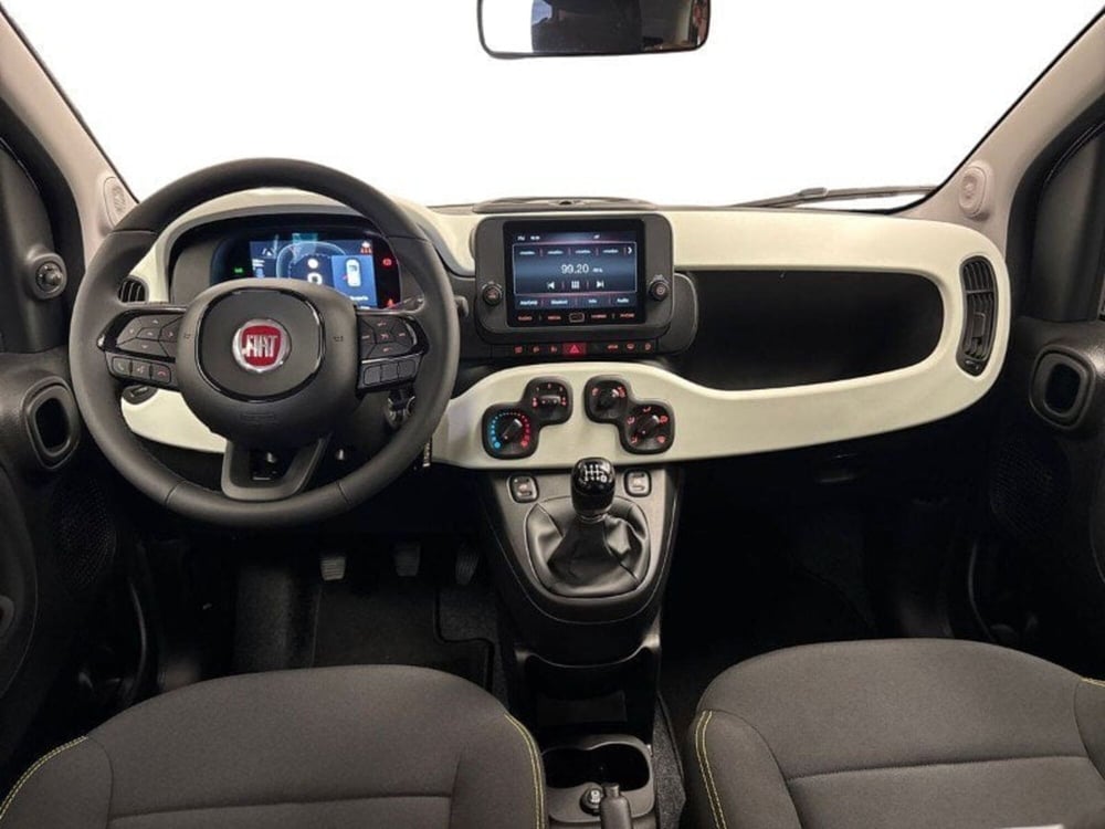 Fiat Panda Cross nuova a Lecco (9)