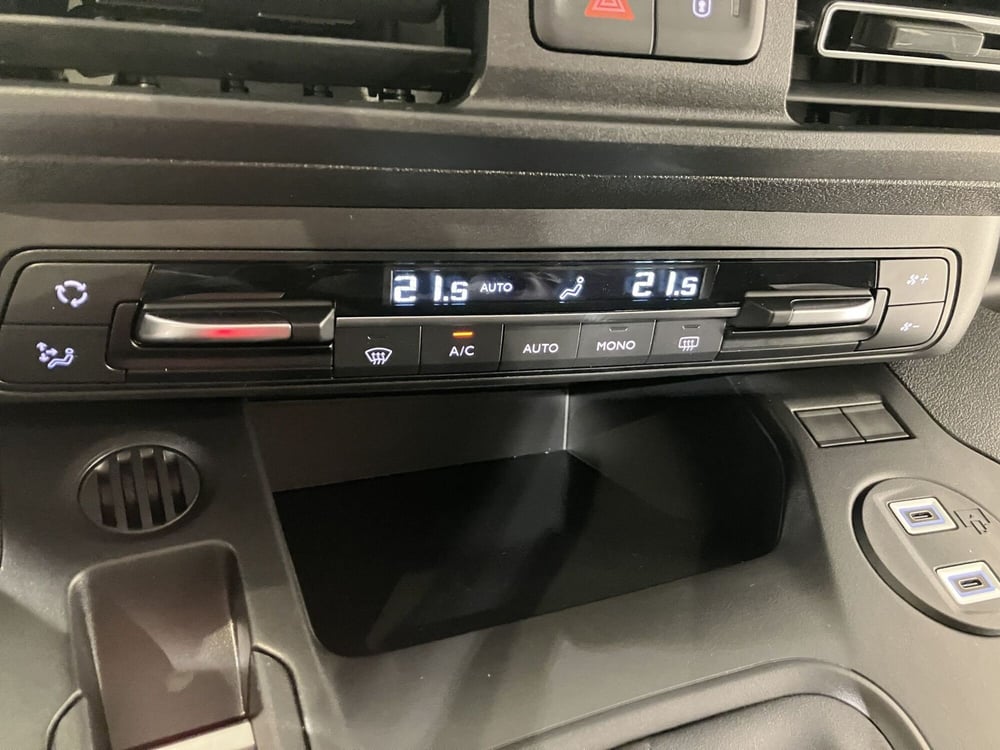 Fiat Doblò nuova a Parma (12)