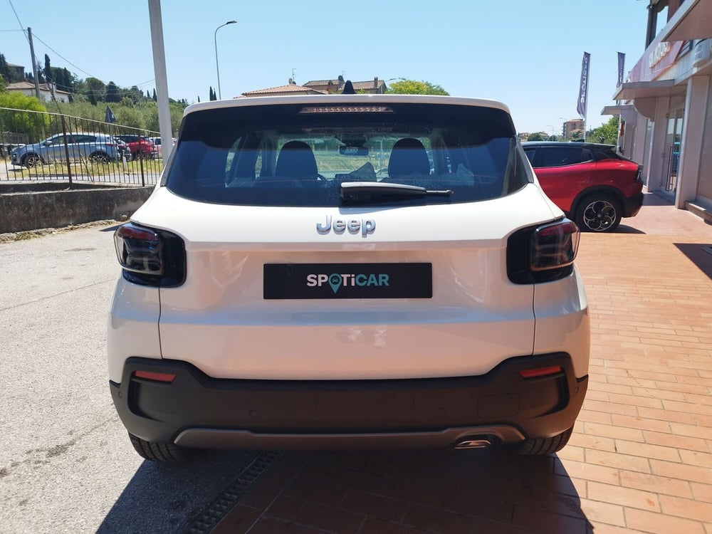 Jeep Avenger nuova a Arezzo (8)