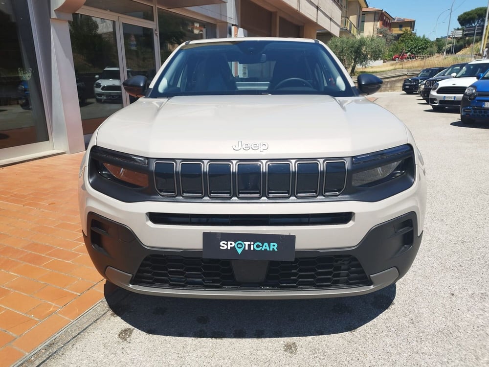 Jeep Avenger nuova a Arezzo (2)