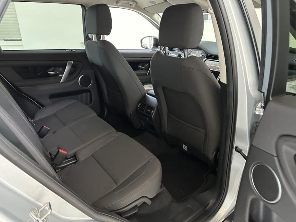 Land Rover Discovery Sport usata a Venezia (6)