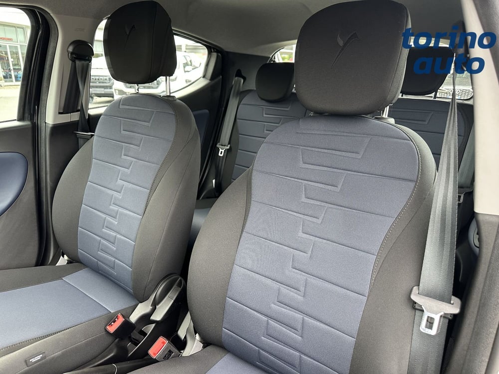 Lancia Ypsilon usata a Torino (11)