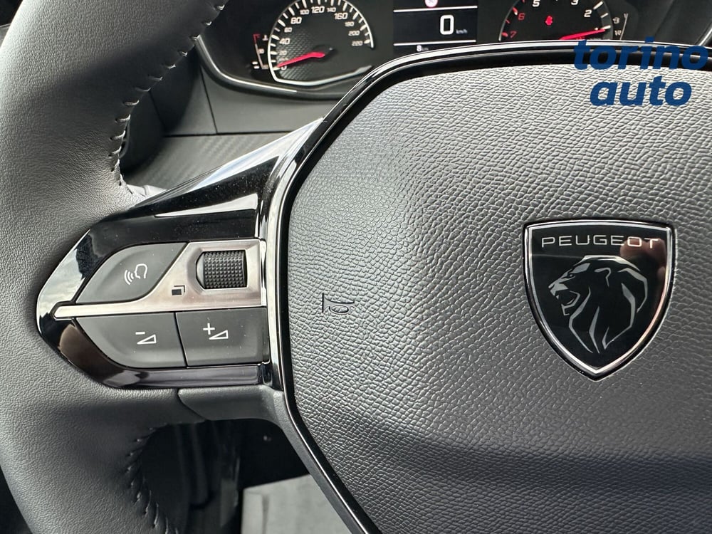 Peugeot 208 nuova a Torino (16)