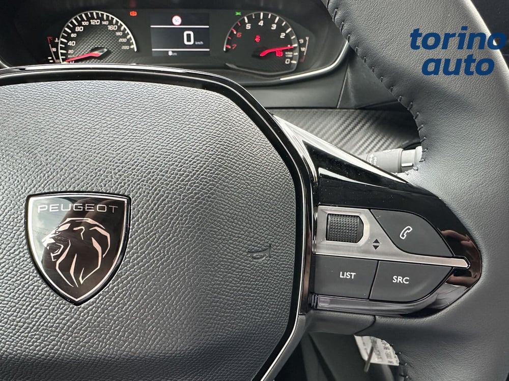 Peugeot 208 nuova a Torino (17)