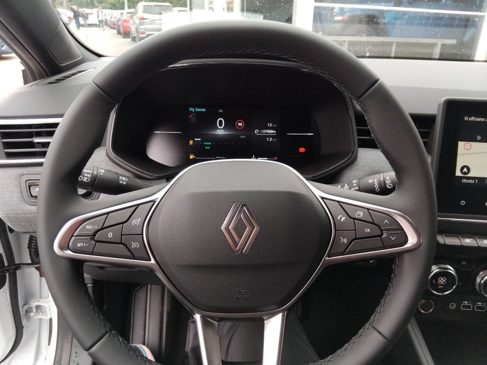 Renault Clio nuova a Latina (15)