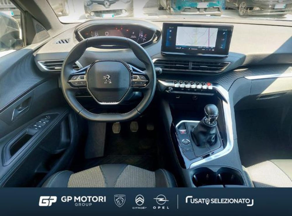 Peugeot 3008 usata a Caserta (9)