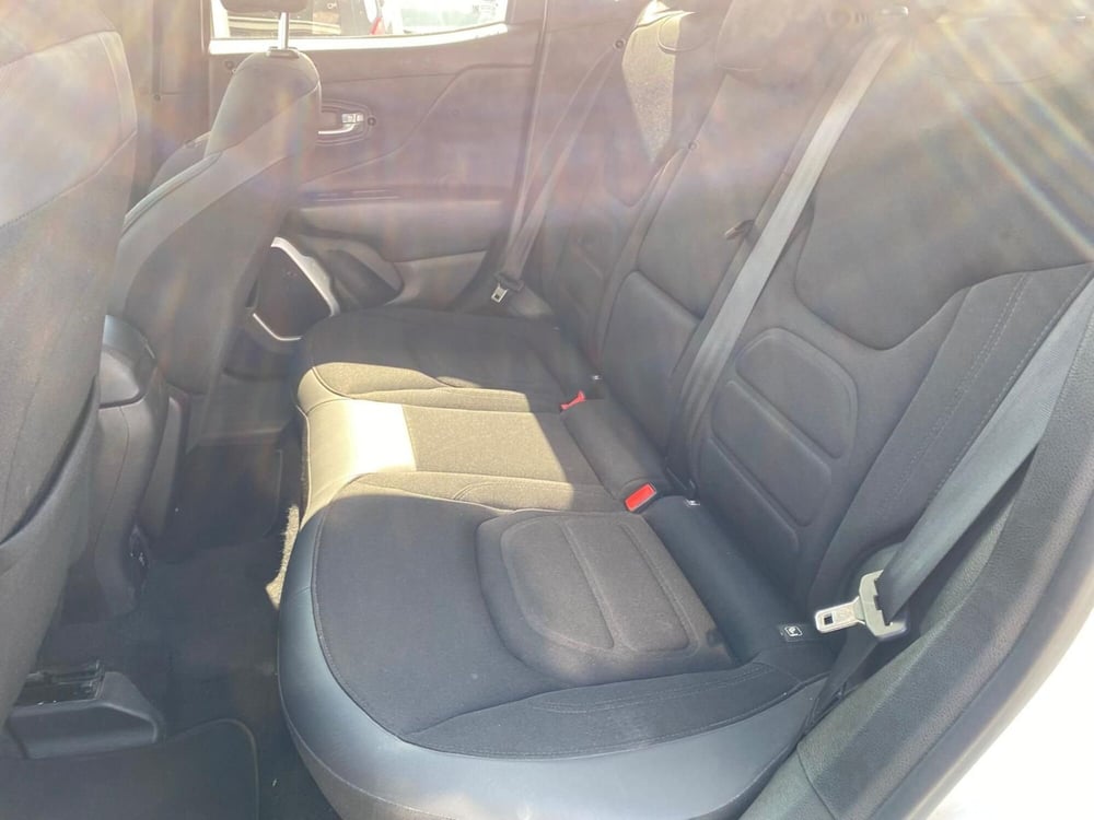 Jeep Renegade usata a Milano (18)