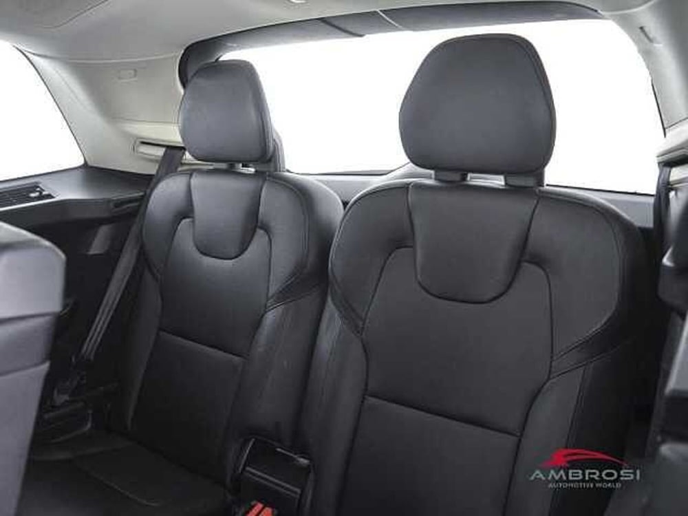Volvo XC90 usata a Perugia (11)