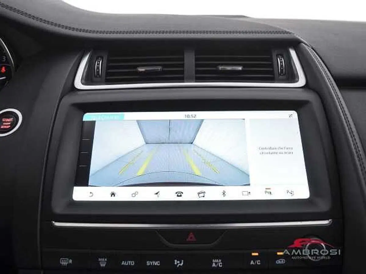 Jaguar E-Pace usata a Perugia (18)