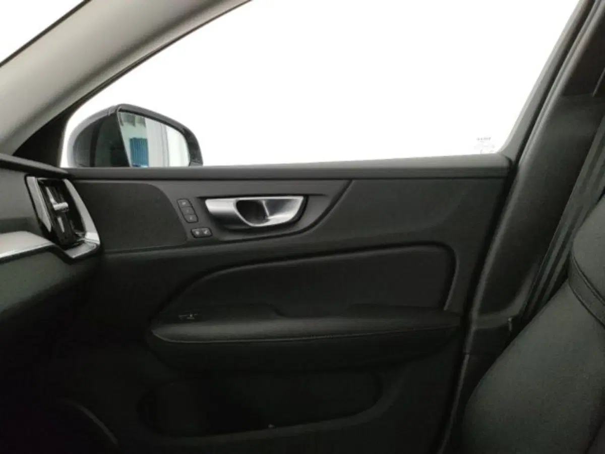 Volvo S60 nuova a Modena (18)