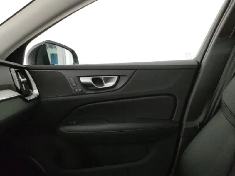 Volvo S60 nuova a Modena (18)