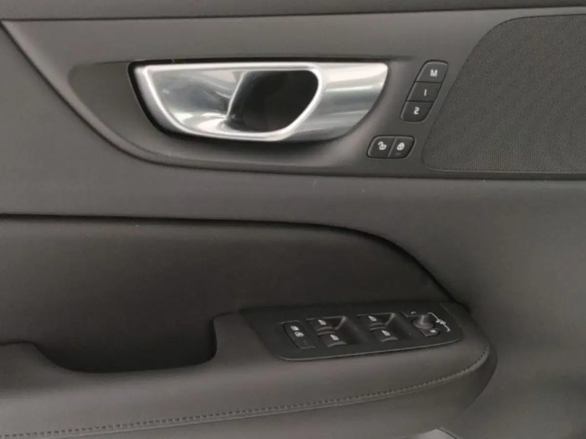 Volvo S60 nuova a Modena (19)