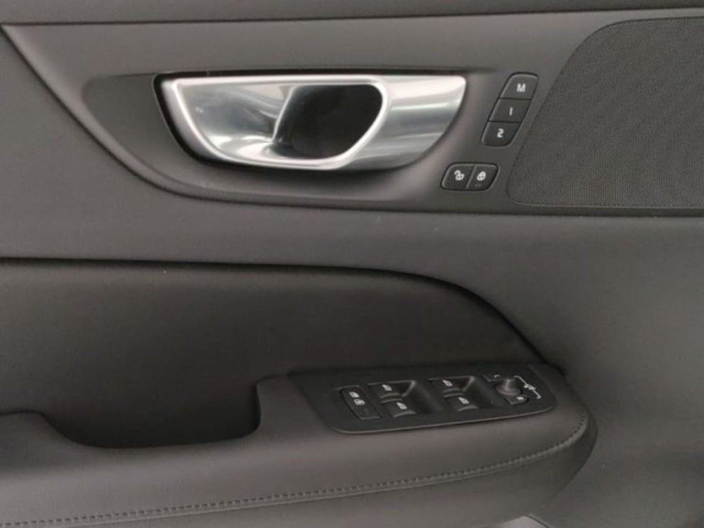 Volvo S60 nuova a Modena (19)