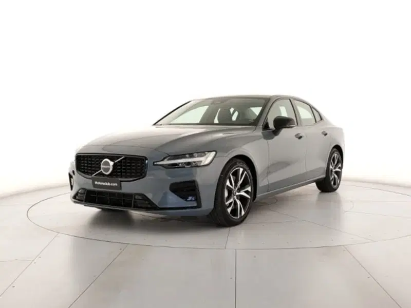 Volvo S60 nuova a Modena (2)