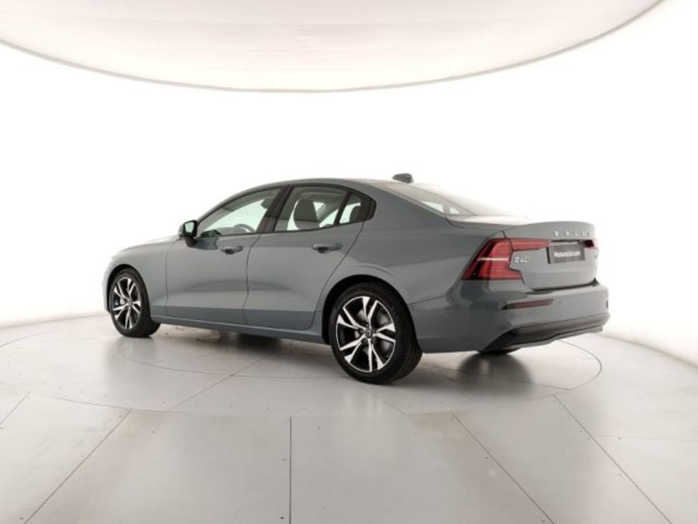 Volvo S60 nuova a Modena (3)