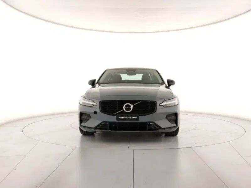 Volvo S60 nuova a Modena (7)