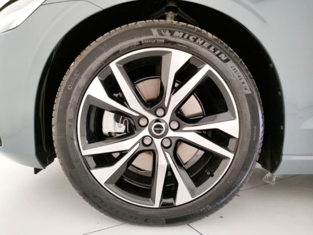 Volvo S60 nuova a Modena (8)