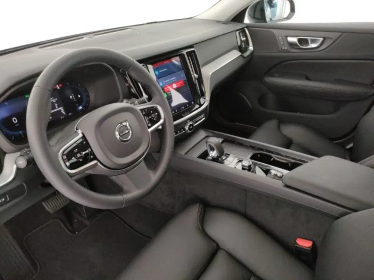 Volvo S60 nuova a Modena (9)