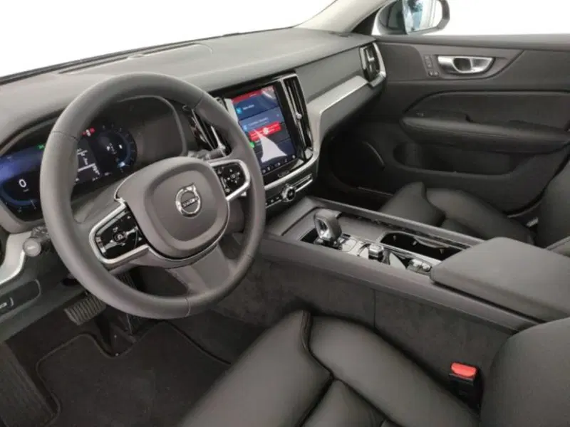 Volvo S60 nuova a Modena (9)