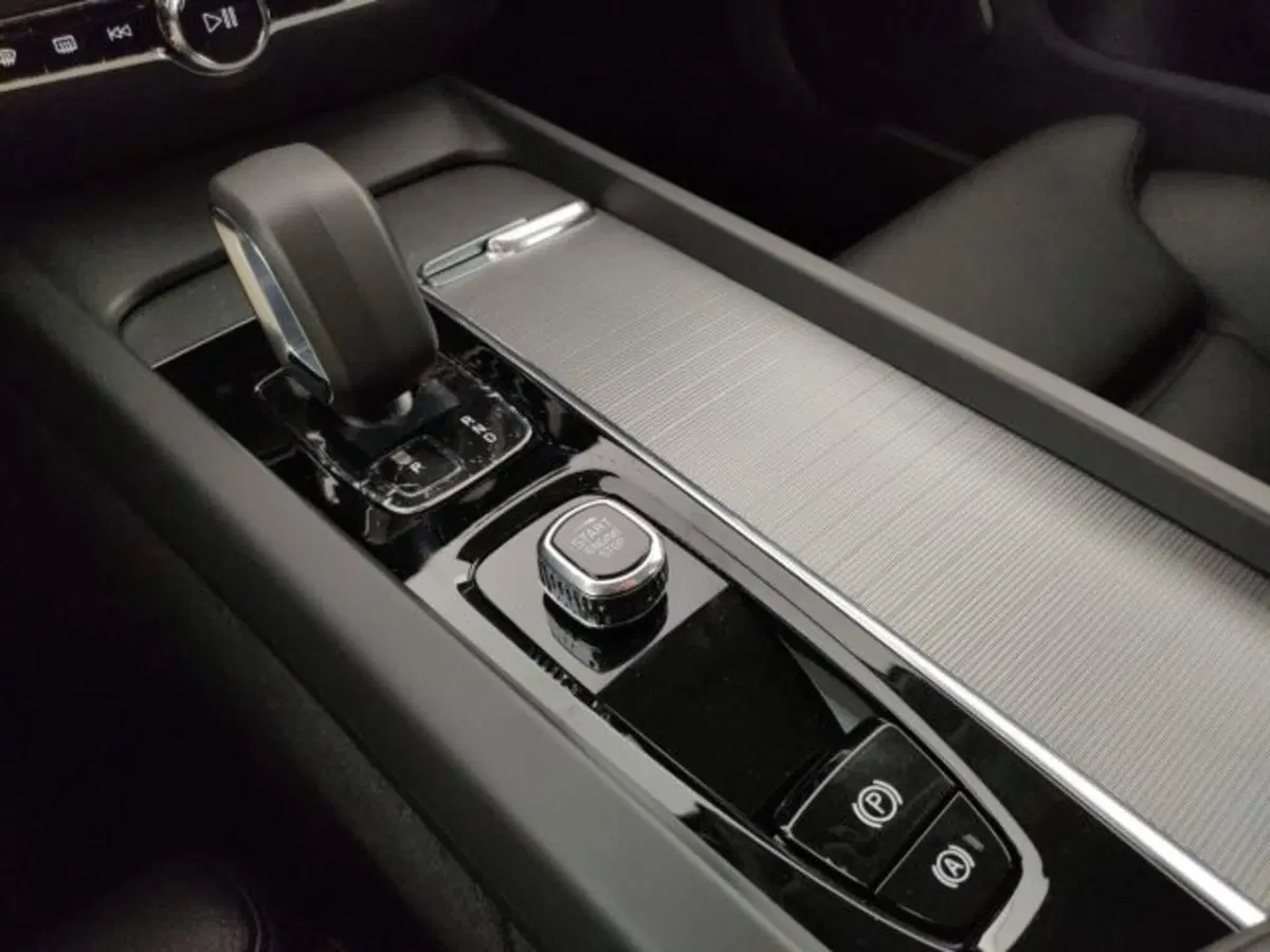 Volvo S60 nuova a Modena (18)