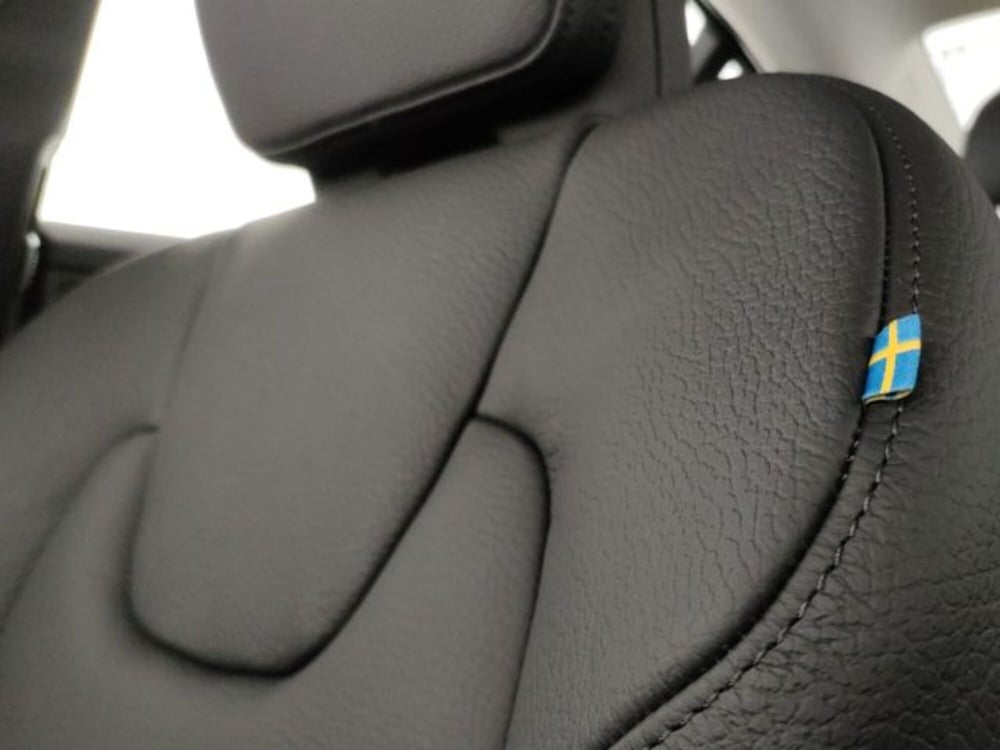 Volvo S60 nuova a Modena (20)