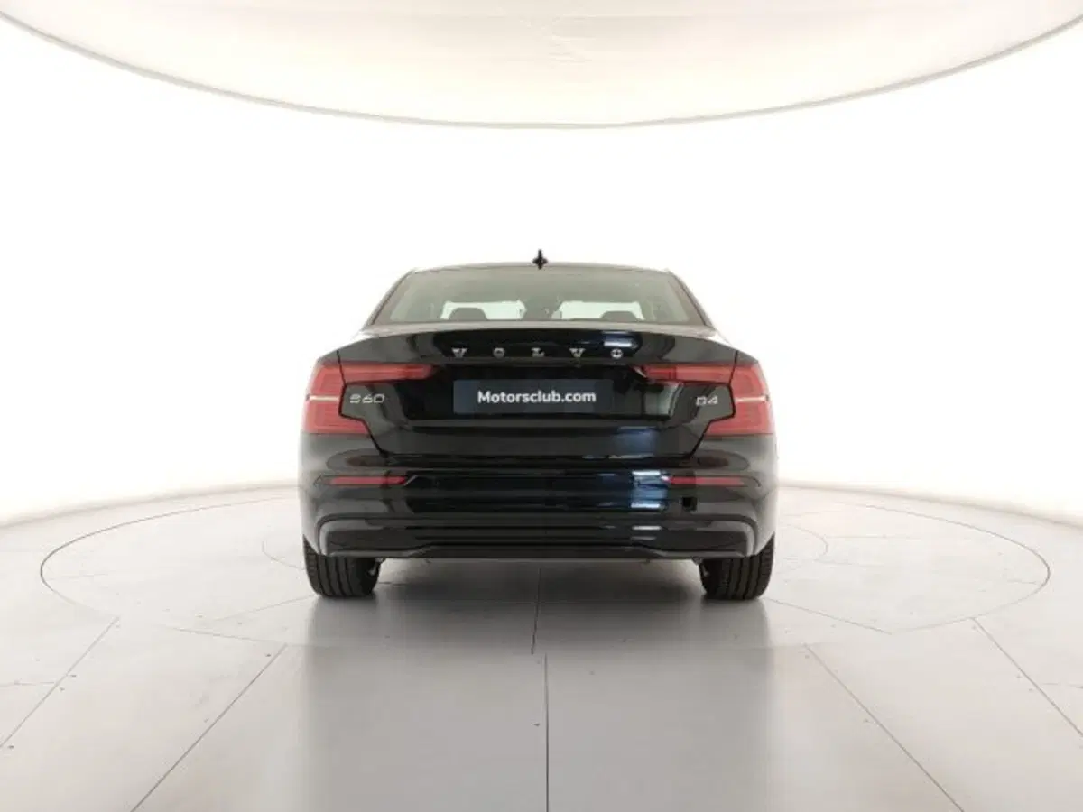 Volvo S60 nuova a Modena (4)