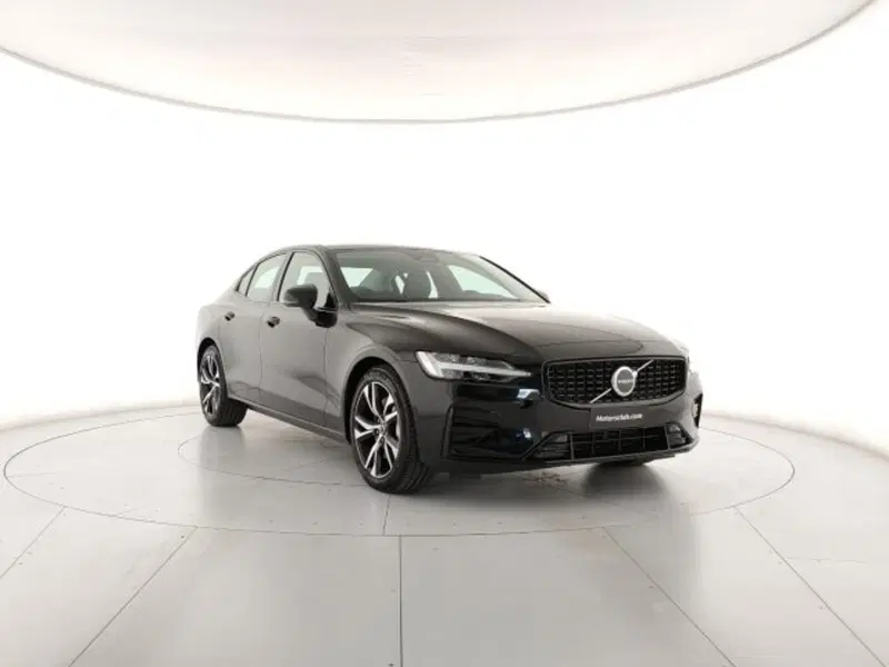 Volvo S60 nuova a Modena (6)