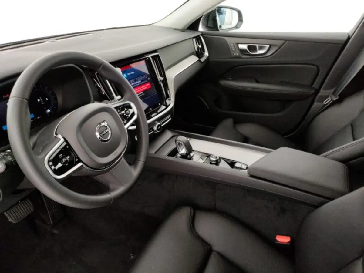 Volvo S60 nuova a Modena (9)