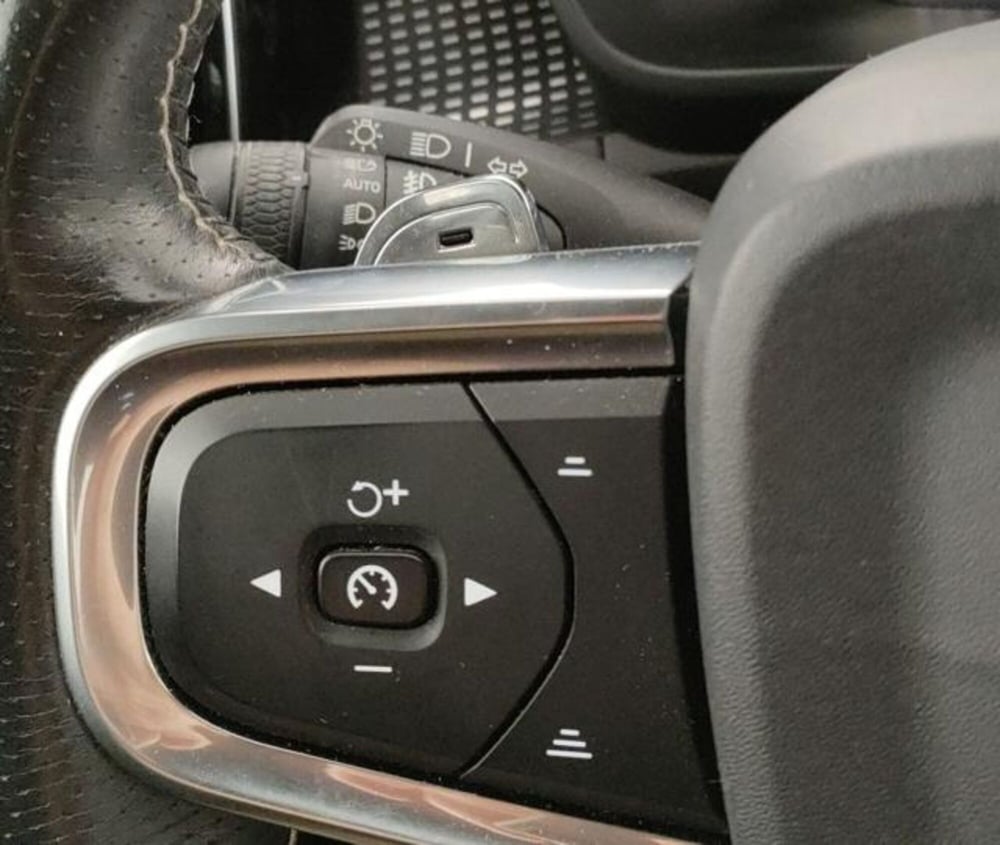 Volvo XC40 usata a Modena (17)