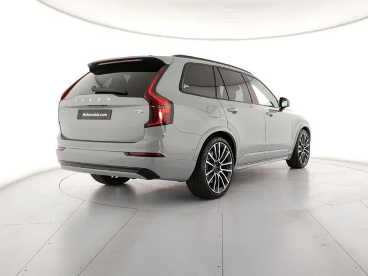 Volvo XC90 nuova a Modena (5)