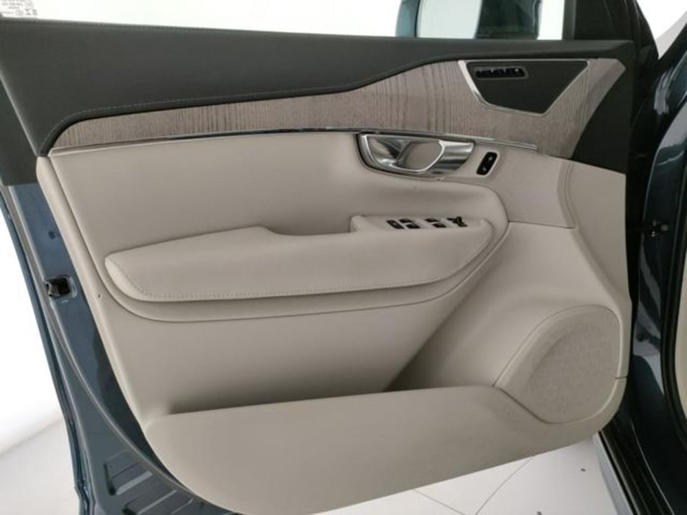 Volvo XC90 usata a Modena (11)