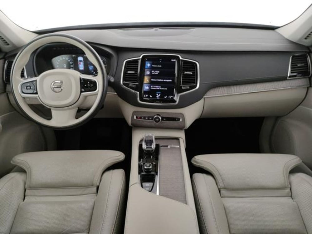 Volvo XC90 usata a Modena (18)