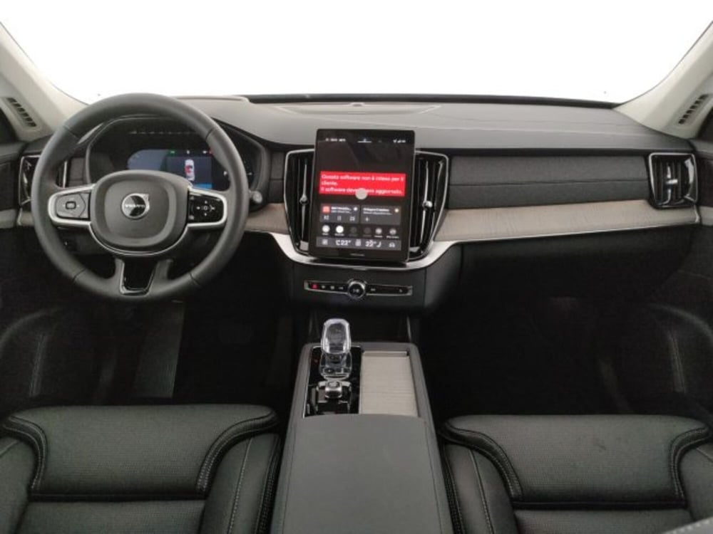 Volvo XC90 nuova a Modena (12)