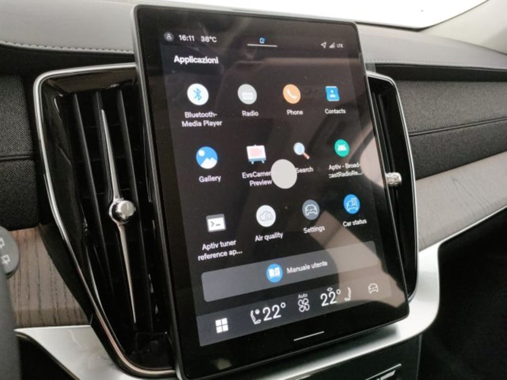 Volvo XC90 nuova a Modena (15)