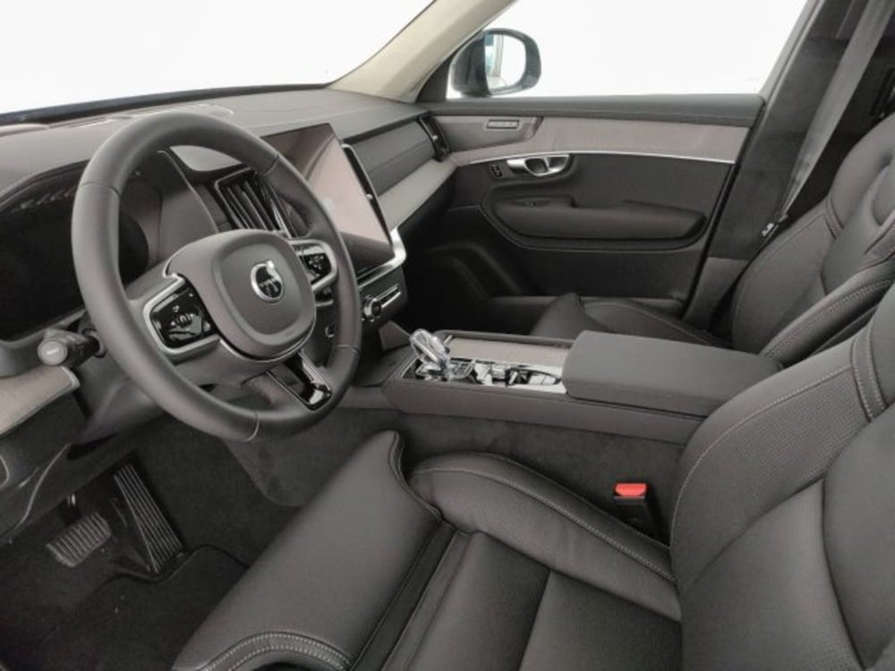 Volvo XC90 nuova a Modena (8)