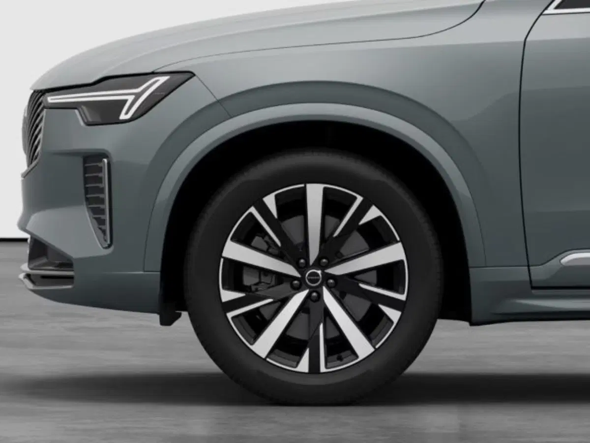 Volvo XC90 nuova a Modena (5)