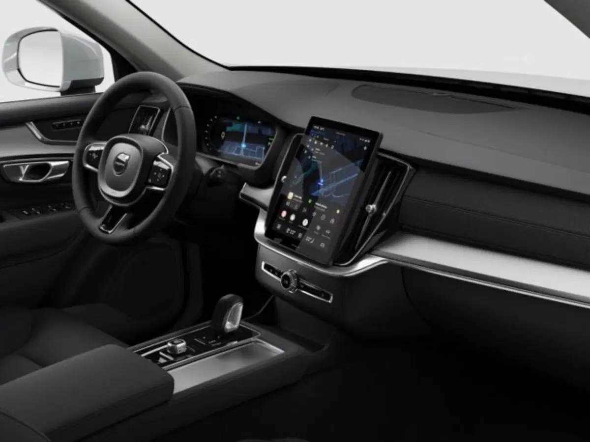 Volvo XC90 nuova a Modena (6)
