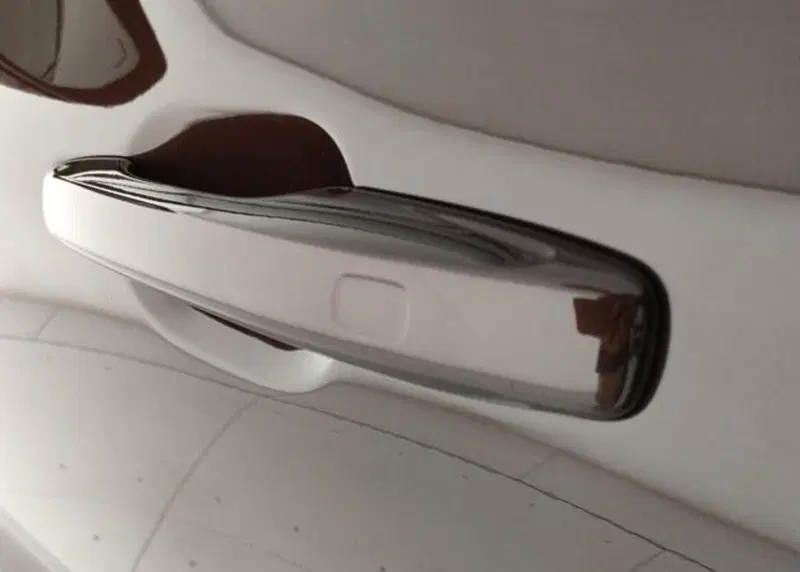 Volvo XC60 nuova a Modena (10)