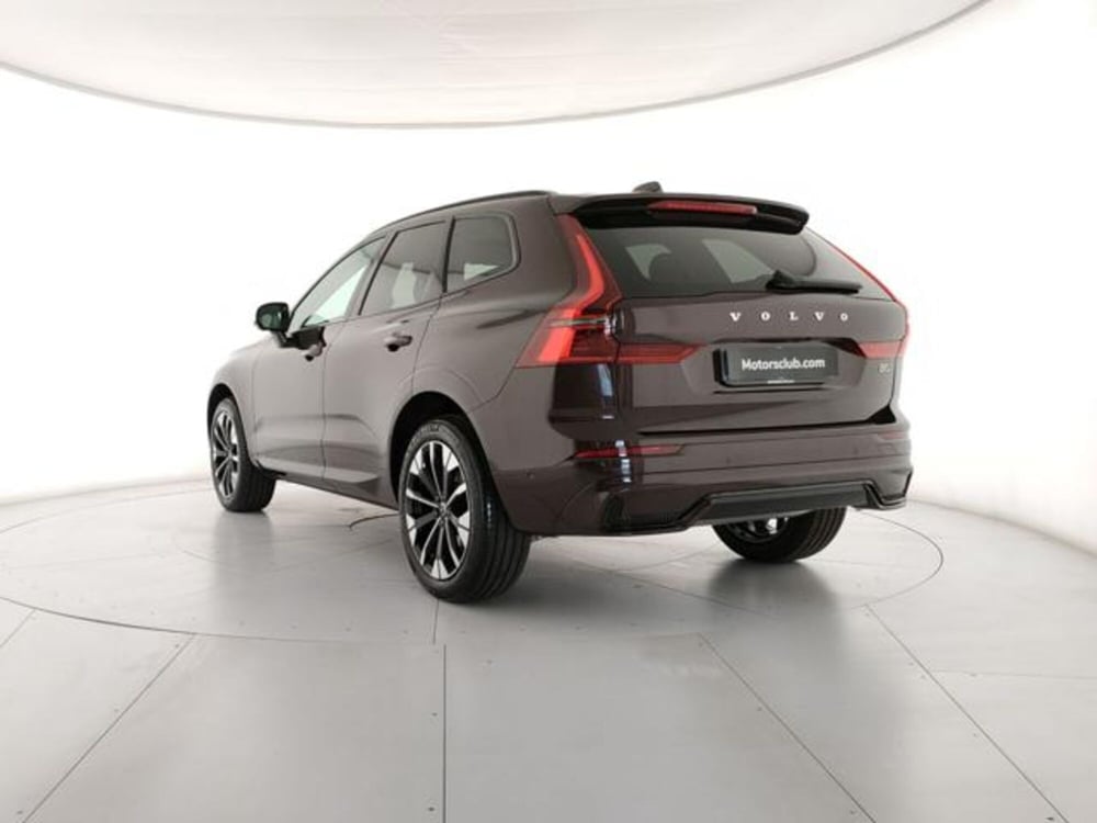 Volvo XC60 nuova a Modena (3)