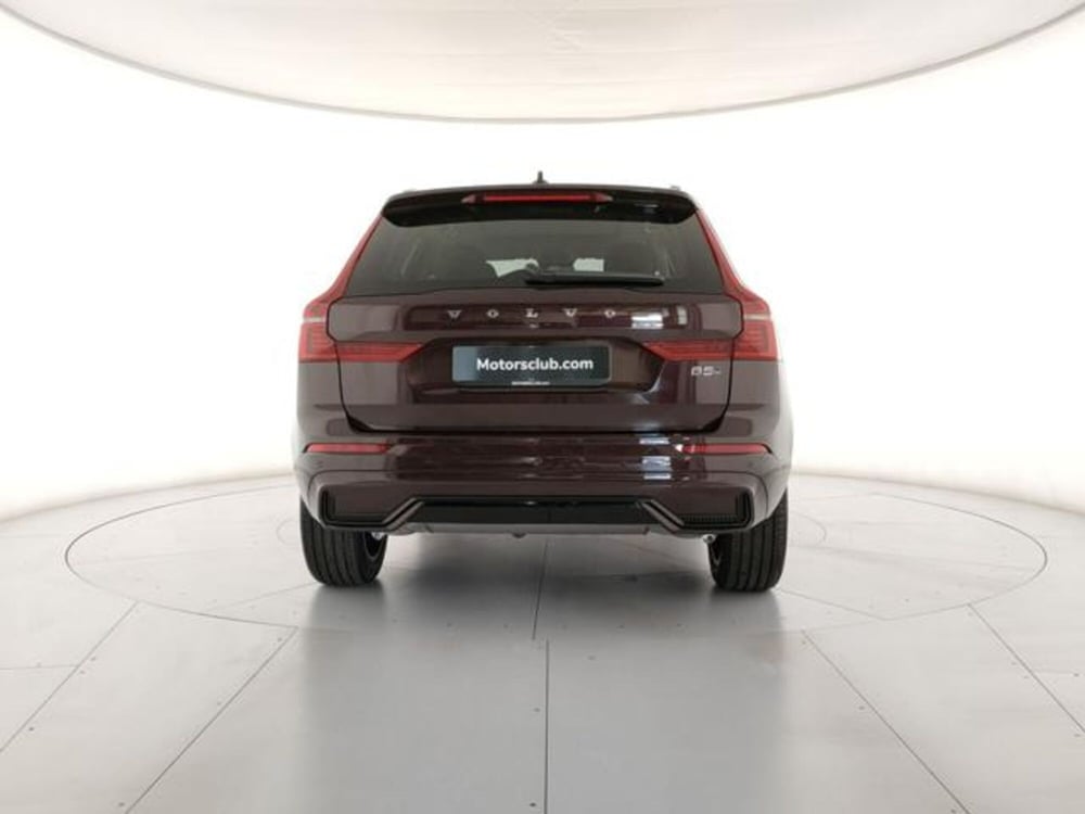 Volvo XC60 nuova a Modena (4)