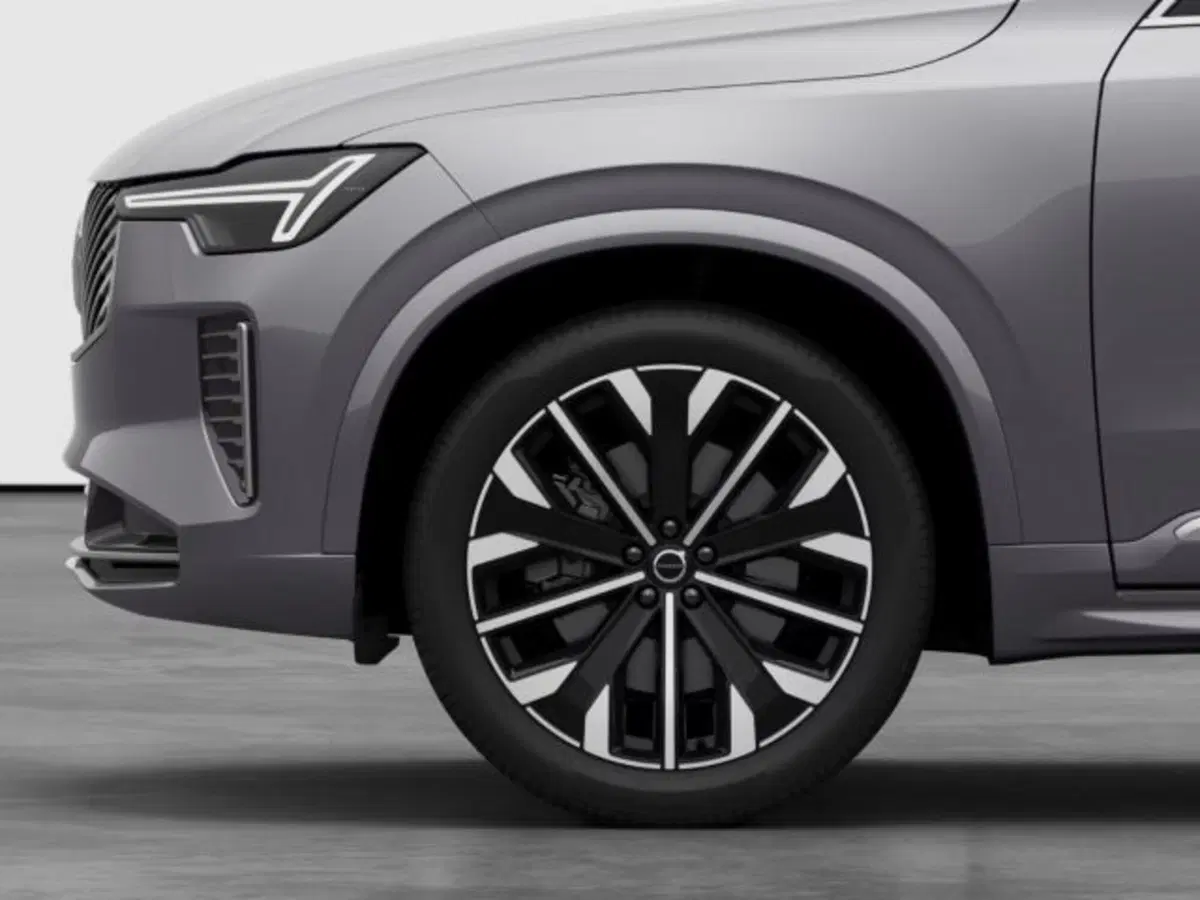 Volvo XC90 nuova a Modena (5)