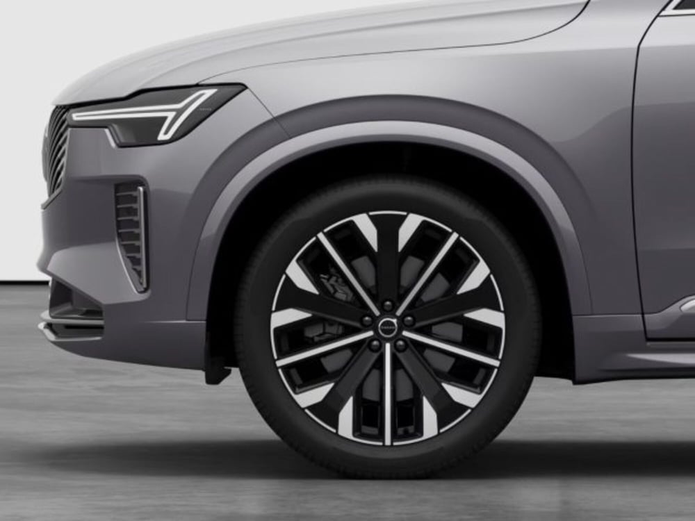 Volvo XC90 nuova a Modena (5)
