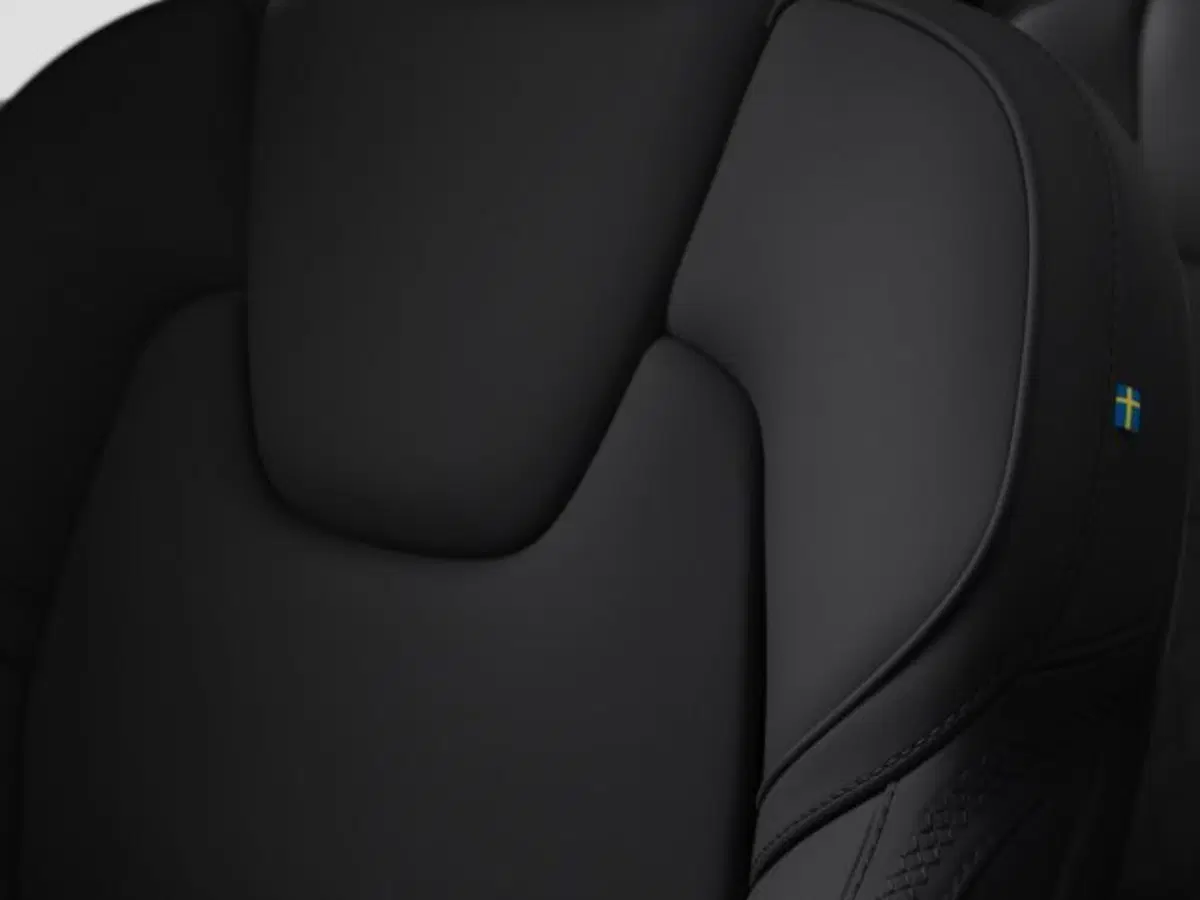Volvo XC90 nuova a Modena (12)