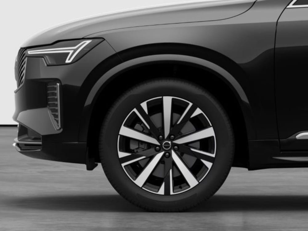Volvo XC90 nuova a Modena (6)