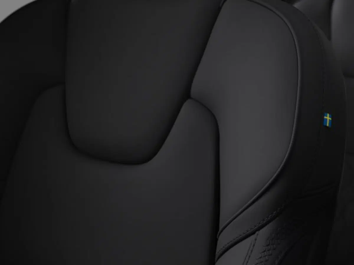 Volvo XC90 nuova a Modena (12)