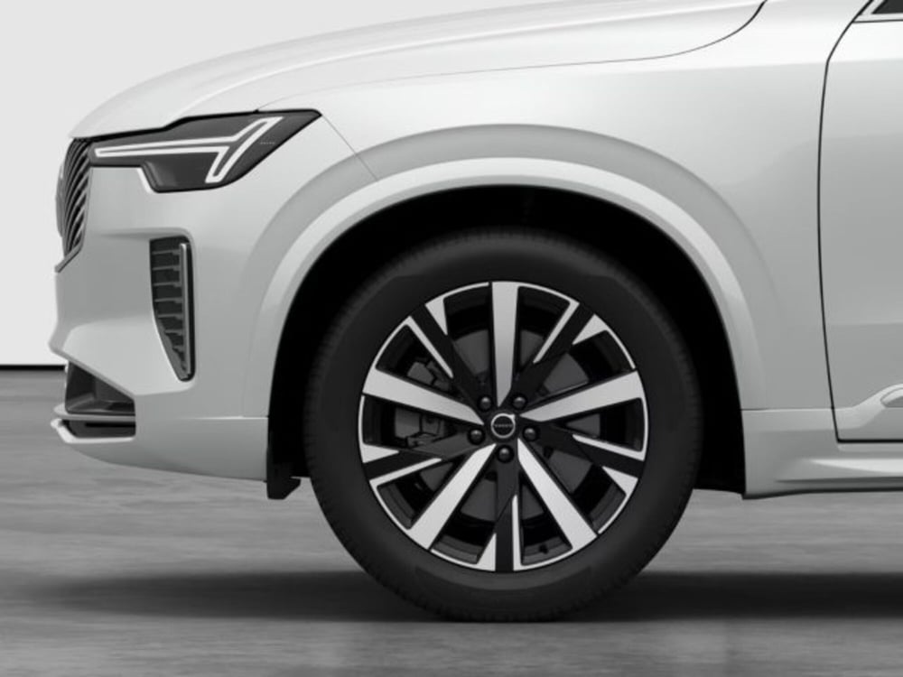 Volvo XC90 nuova a Modena (5)
