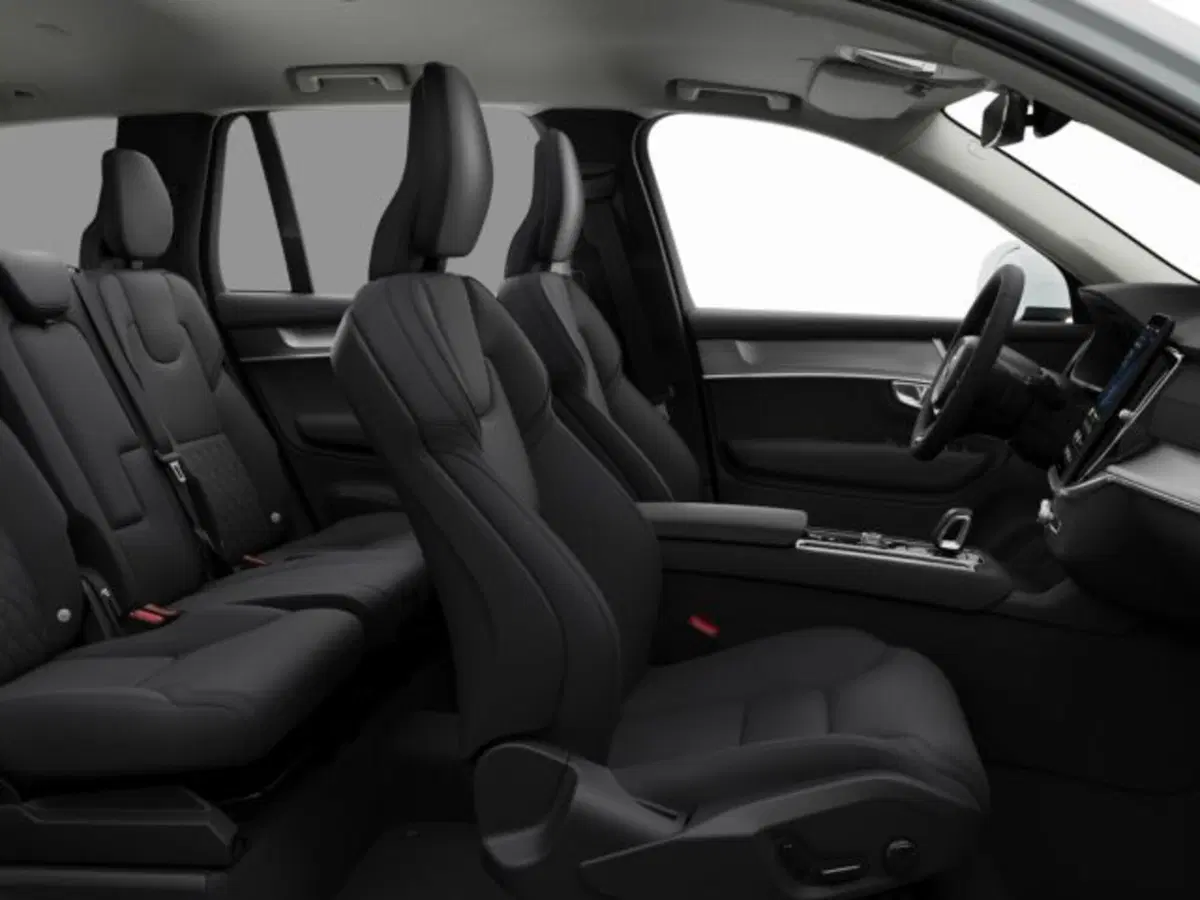 Volvo XC90 nuova a Modena (9)