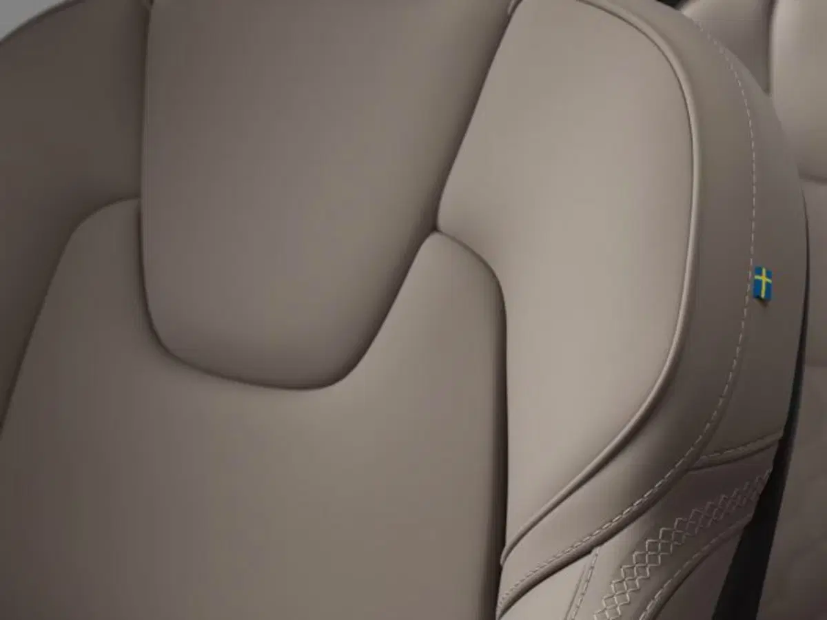 Volvo XC90 nuova a Modena (11)